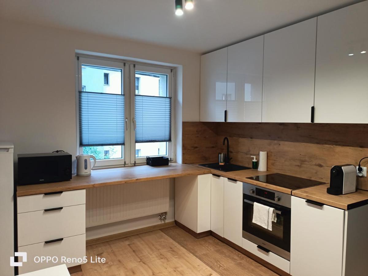 Apartament Przy Kortach 2 Битом Екстериор снимка